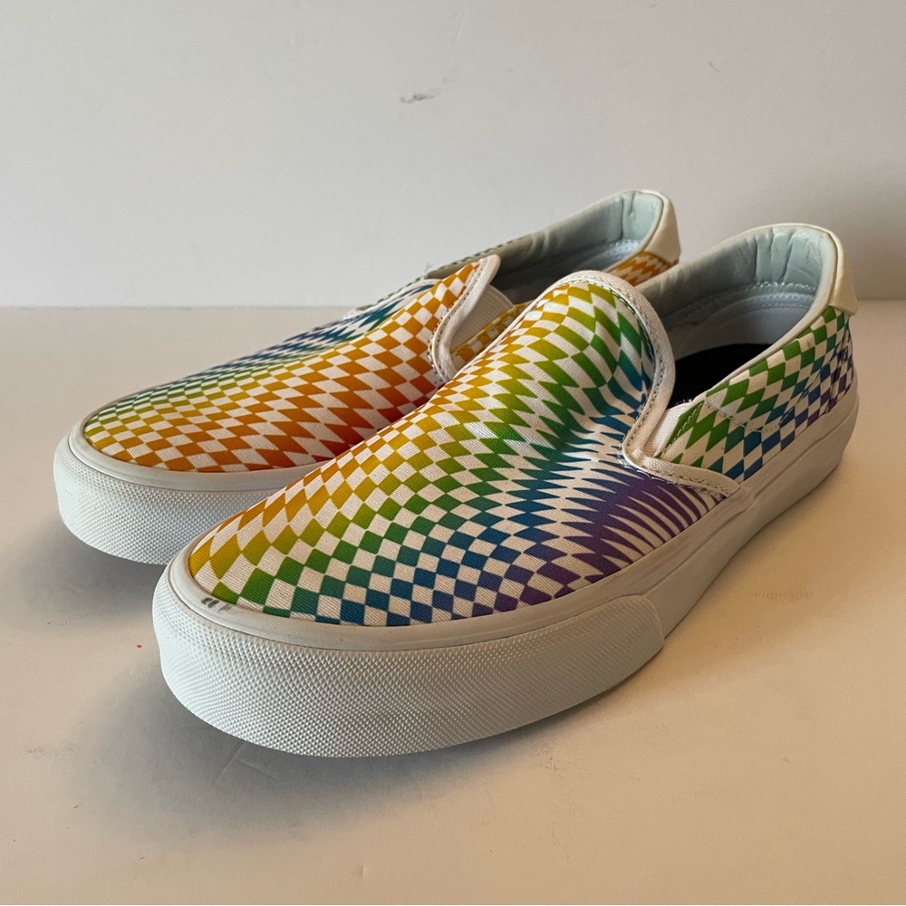 Straye Multicolored Unisex Sneakers Men’s Size 9